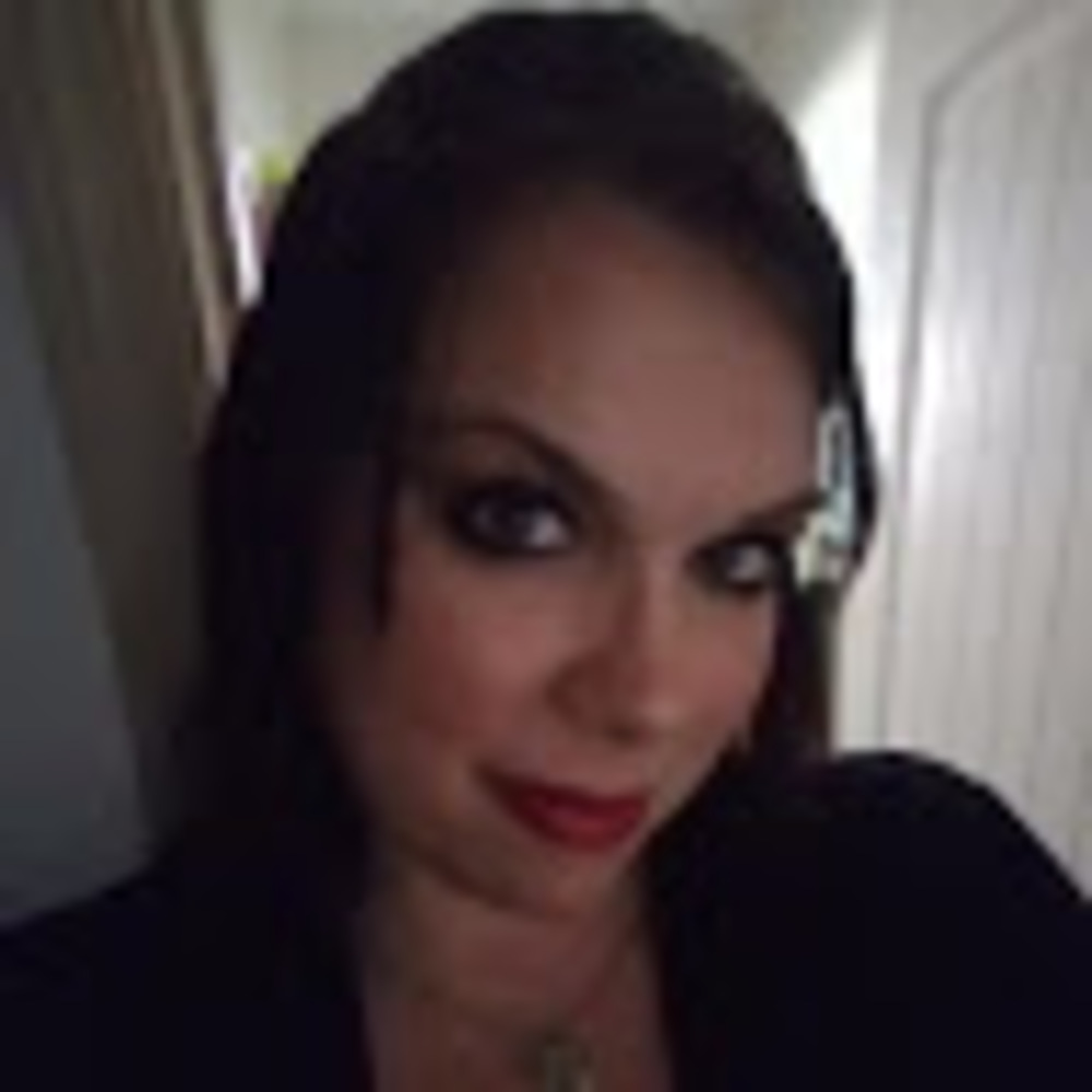 Meet your Posher, Jasmine